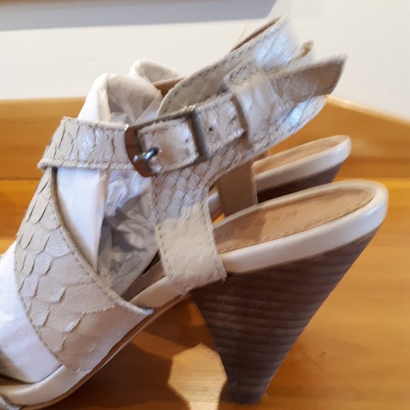 Pegabo Strappy High Heeled Sandals - Ivory - Size 7 - Picture 2 of 6